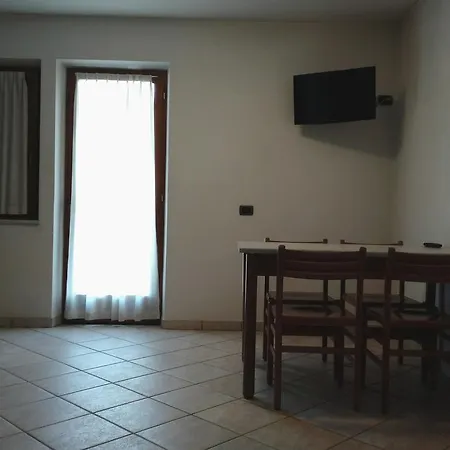 Idea Apartment *